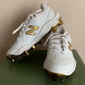 New Balance Softball Cleats